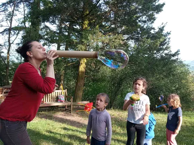 Laboratorio animazione bolle di sapone
