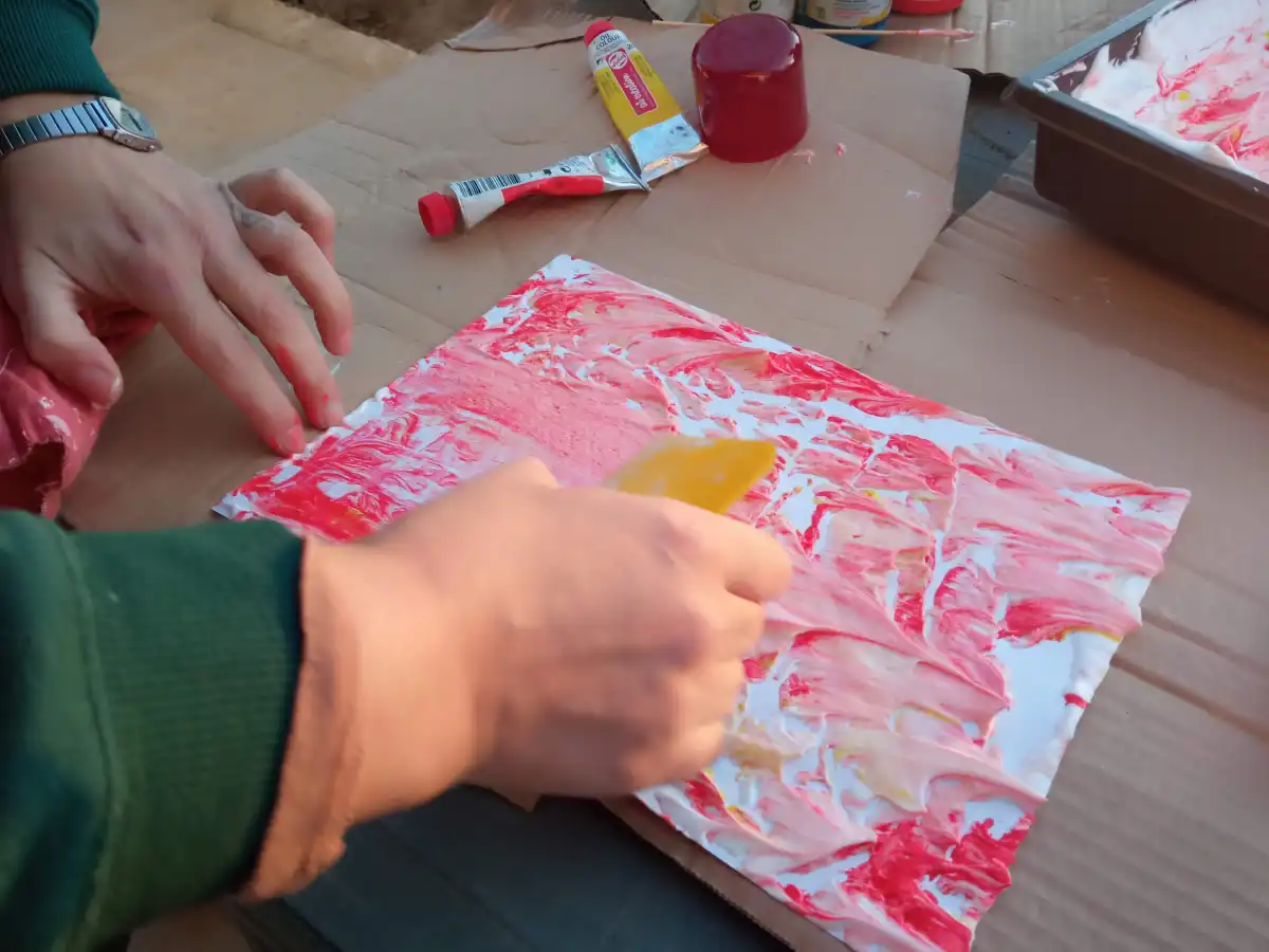 laboratorio carta marmorizzata